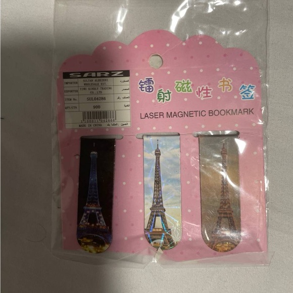 Other - NEW| Eiffel Tower Prints Magnetic Bookmarks Pack of 3